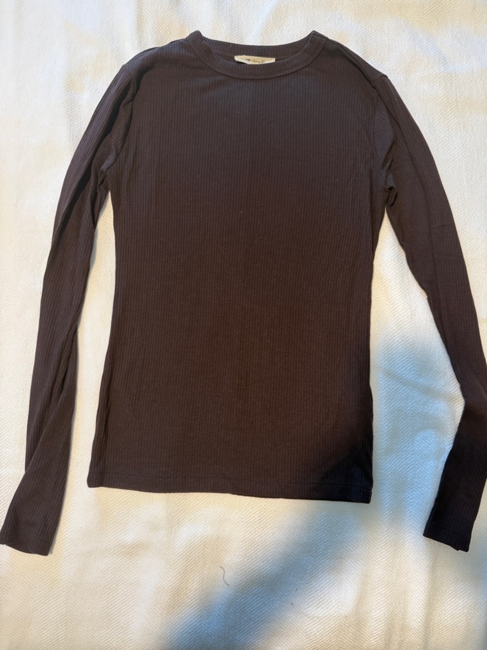 Madewell Long Sleeve Ribbed Tee in Dark Brown